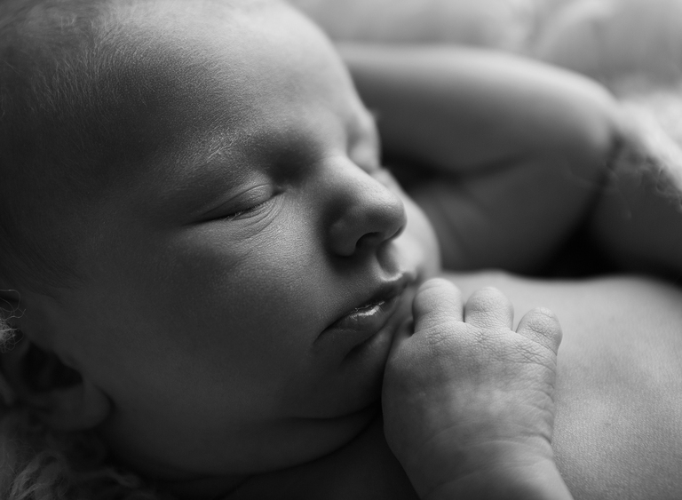 Newborn baby photographer Toowoomba Sarah Gage Photography Isla 6