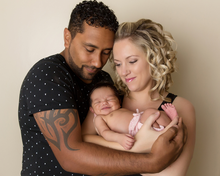 Newborn baby photographer toowoomba sarah gage photography gracie 9