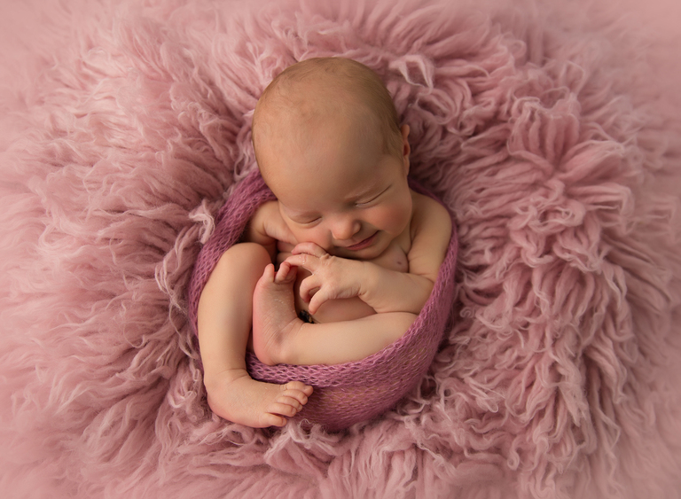 Newborn baby photographer toowoomba sarah gage photography 2