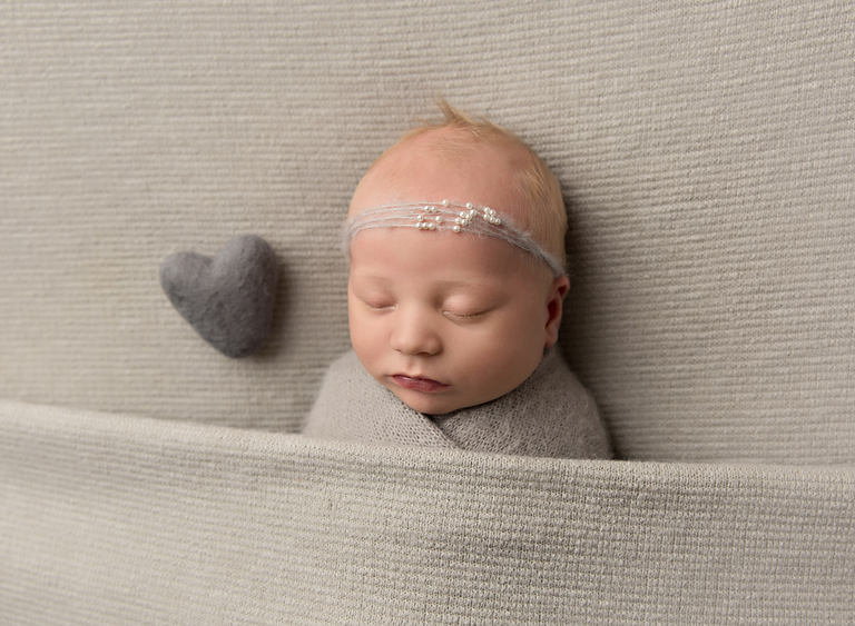 Toowoomba Newborn Photographer Addison5
