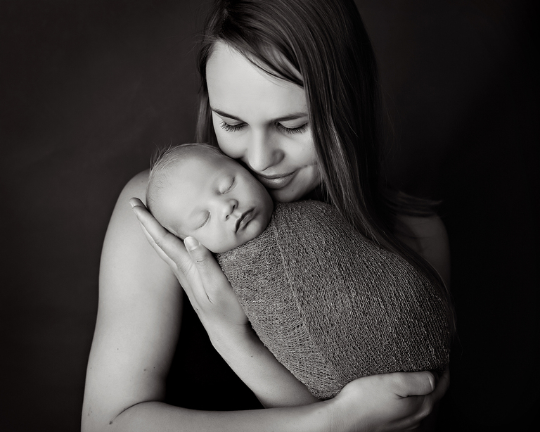 Toowoomba Newborn Photographer Addison9